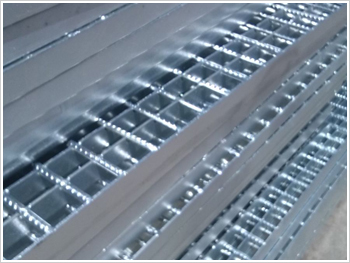 熱鍍鋅格柵板型號、泰江格柵板生產廠家、河北熱鍍鋅格柵板廠