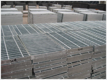 熱鍍鋅格柵板型號、泰江格柵板生產廠家、河北熱鍍鋅格柵板廠